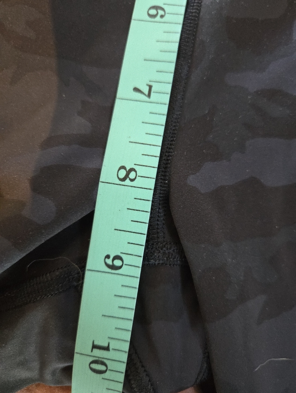 Lululemon | Fast and Free Tight II 25" in the Heritage 365 Camo, Size 6 - Picture 6 of 10